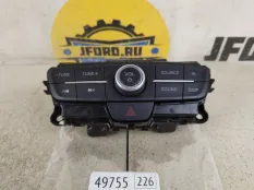 Панель магнитолы Ford Kuga 2019 2002936 CBS