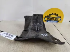 Кронштейн подрамника Lexus NX300 2021 5159848010 AYZ15, задний левый