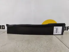 Накладка на дверь Lexus RX450h 2020 7570748030 GYL25, задняя правая