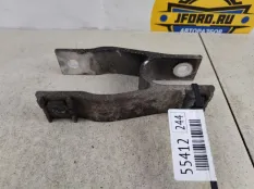 Кронштейн подушки двигателя Volvo XC90 2017 32139982 L_A4 2.0 D D4204T23, задний