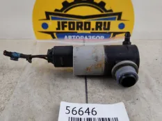 Моторчик бачка омывателя Land Rover Range Rover 3 2006 DMC500040 L322