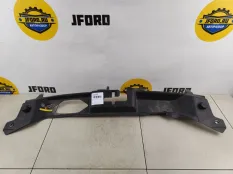 Дефлектор над радиатором Volvo V50 2009 31278663 MW21 1.8 B4184S11