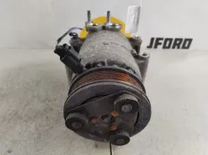 Компрессор кондиционера Ford Fiesta 2011 1890121 CB1 1.6 HXJB