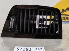 Воздуховод в торпеду Volvo XC90 2019 31651282 L_A2, левый