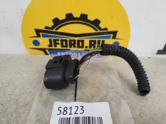 Разъем на фару Ford Focus 2 2007 CB4