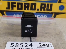 Разъем USB AUX Toyota Land Cruiser Prado 2020 8619012040 J150