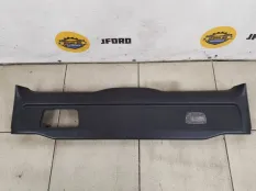 Обшивка крышки багажника Volvo XC90 2013 39875046 C_71