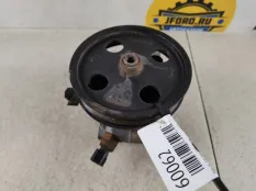 Насос гидроусилителя Ford Focus 2 2005 1362652 CB4 1.6 HWDA