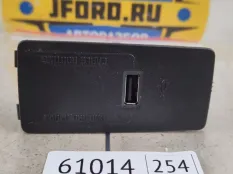 Разъем USB Volvo XC90 2019 31407038 L_A2