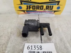 Электромагнитный клапан Suzuki Grand Vitara 2001 1811752G00 TL52 1.6 G16B