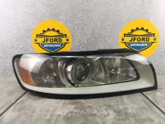 Фара Volvo V50 2010 31299590 MW76, правая