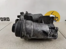 Корпус масляного фильтра Volvo S80 2008 30677920 AS60 2.4 D D5244T5