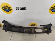 Дефлектор над радиатором Volvo V50 2009 31278663 MW75 2.0 D D4204T
