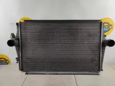 Интеркулер Volvo S60 2007 31274554 RS69 2.4 D D5244T5