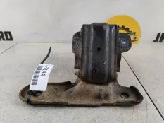 Подушка двигателя Jeep Liberty 2005 52129268AD KJ 3.7 EKG, правая