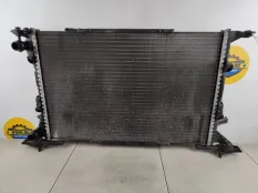 Радиатор охлаждения Audi A4 2009 8K0121251R B8 2.0 D CAGA