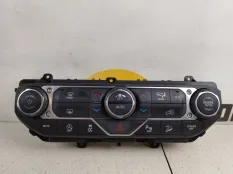 Блок управления климат-контролем Jeep Wrangler 2019 6SX79DX9AA JL