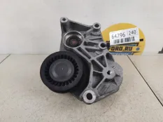 Помпа водяная Land Rover Range Rover 4 2018 LR097165 L405 3.0 LR-V6