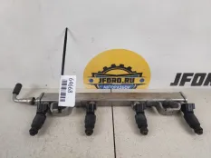 Рампа топливная Ford Focus 2 2007 1356996 CB4 1.8 QQDB