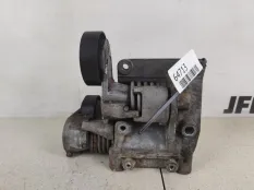 Кронштейн генератора Volvo S40 2004 31251652 MS20 2.5 B5254T3
