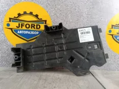 Кронштейн площадки АКБ Jeep Wrangler 2019 68330400AC JL 2.0 HURRICANE EC1