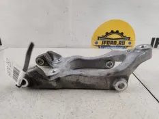 Кронштейн генератора Jeep Wrangler 2020 5281576AB JL 2.0 HURRICANE EC1