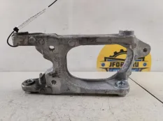 Кронштейн генератора Jeep Wrangler 2020 5281576AB JL 2.0 HURRICANE EC1