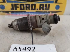 Форсунка топливная Mitsubishi Pajero 3 2001 1465A012 V78W 3.5 6G74