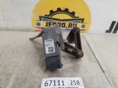Датчик положения кузова Volvo XC60 2019 32381798 UZ, задний правый