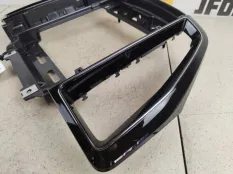 Накладка на торпеду Volvo XC60 2019 31417738 UZ