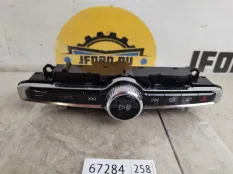 Блок кнопок управления мультимедией Volvo XC60 2019 31398846 UZ
