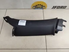 Обшивка салона Volvo XC60 2019 31426888 UZ, правая