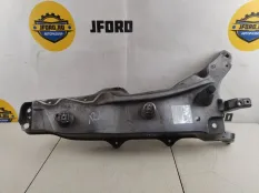 Кронштейн крыла Volvo XC90 2019 31391778 L_A4, передний правый