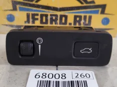 Кнопка открытия багажника Volvo XC90 2019 31443873 L_A4