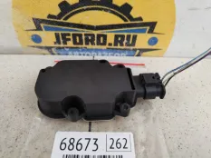 Моторчик жалюзи Volvo XC90 2020 31663795 L_A2 2.0 B4204T29