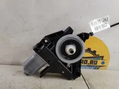 Моторчик стеклоподъемника Volvo XC90 2020 31349759 L_A2, задний правый