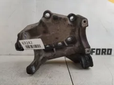 Кронштейн генератора Land Rover Freelander 2007 LR002827 L359 2.2 D 224DT