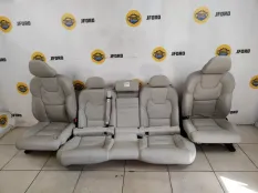 Сиденья комплект Volvo XC60 2018 32248489 UZ