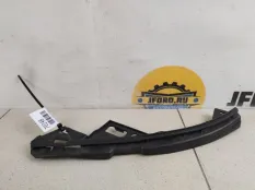 Кронштейн бампера Volvo V50 2012 30744957 MW84, передний правый
