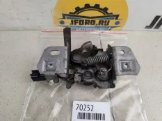 Замок капота Volvo V50 2012 30716529 MW84