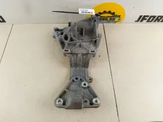 Кронштейн компрессора кондиционера Volvo S80 2008 31316673 AS60 2.5 B5254T6