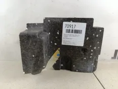 Наполнитель бампера Ford Focus 3 2011 1704481 BM 1.6 PNDA, передний левый