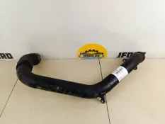 Патрубок интеркулера Volvo S80 2008 30636784 AS60 2.5 B5254T6, правый