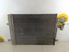 Радиатор кондиционера Volvo V70 2009 31274157 BW69 2.4 D D5244T5