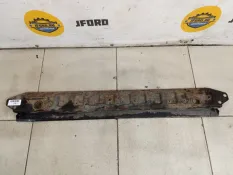 Планка под радиаторы Volvo V70 2008 31368100 2.4 D D5244T4