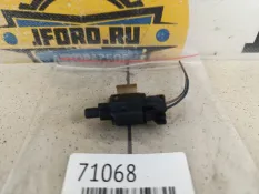 Датчик температуры Kia Sorento 2010 972802P000 XM