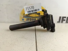 Катушка зажигания Suzuki Grand Vitara 2001 3341077E21 TL52 2.5 H25A