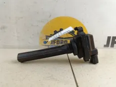 Катушка зажигания Suzuki Grand Vitara 2001 3341077E21 TL52 2.5 H25A