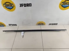 Уплотнитель стекла двери Kia Stinger 2019 82220J5000 CK, передний правый