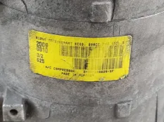 Компрессор кондиционера Ford Kuga 2010 1796856 CBV 2.0 D G6DG